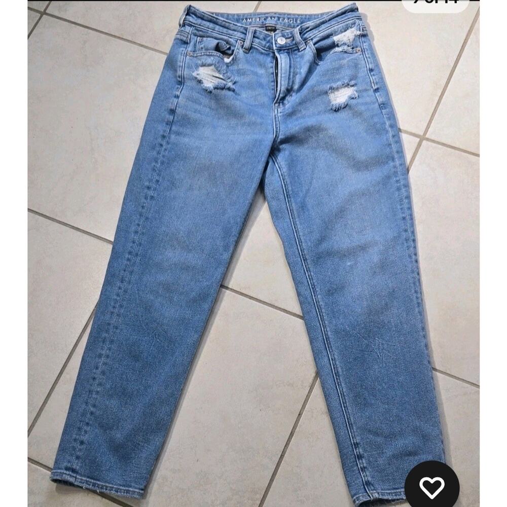 American Eagle Mom Jeans Distressed Blue Denim High Rise Size 4 Stretch